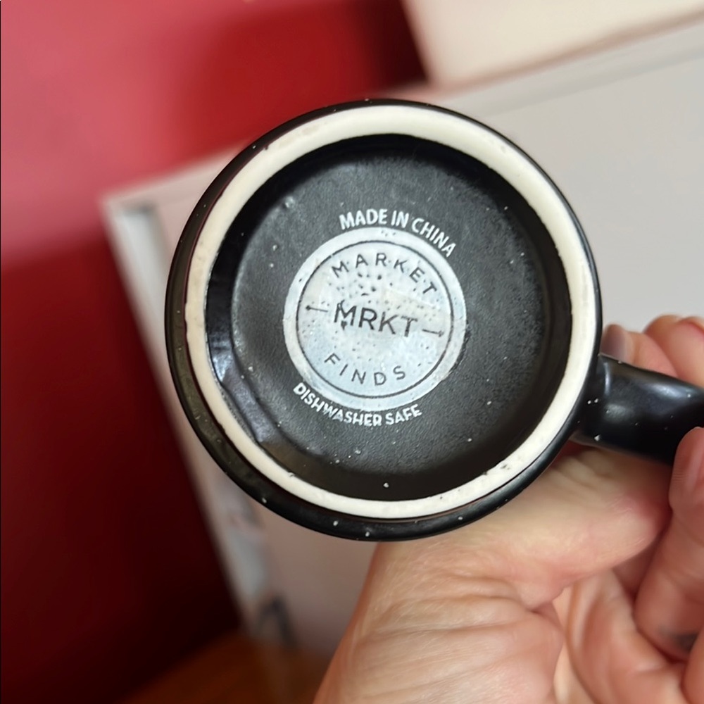 Black with white lettering Market MRKT Finds espresso Mug set - Picture 2 of 14